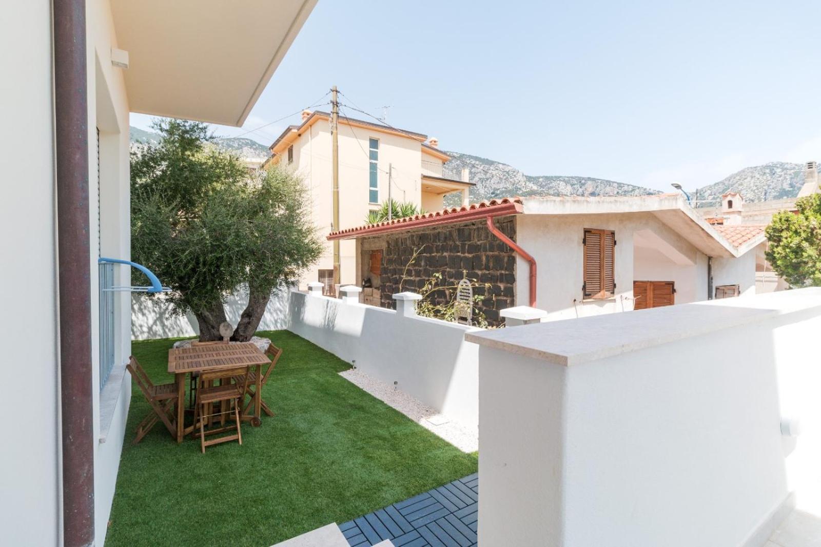 Appartamento Perla Bianca, Con Wifi E Air Con Кала-Гононе Экстерьер фото